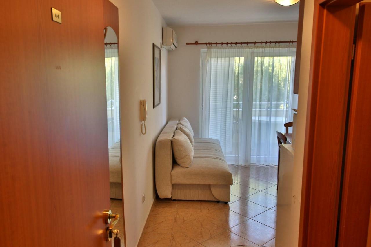 Dalmacia Apartments Srima Dış mekan fotoğraf