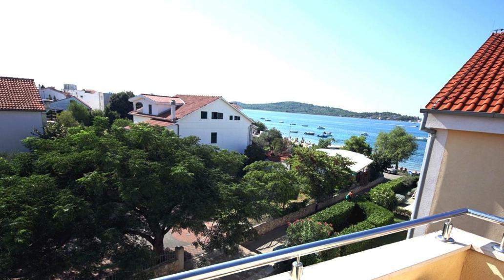 Dalmacia Apartments Srima Dış mekan fotoğraf